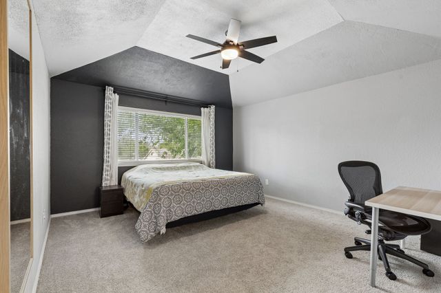 304 Lark Lane, Euless, TX 76039