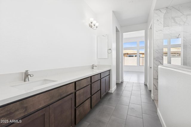 1110 W J WALTZ Way, Apache Junction, AZ 85120