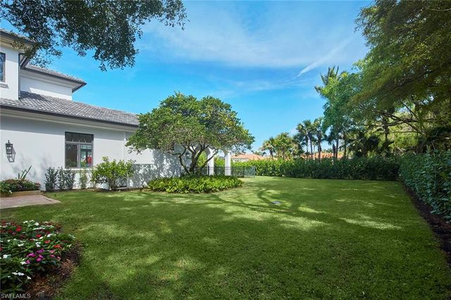 1609 Chinaberry WAY, Naples, FL 34105