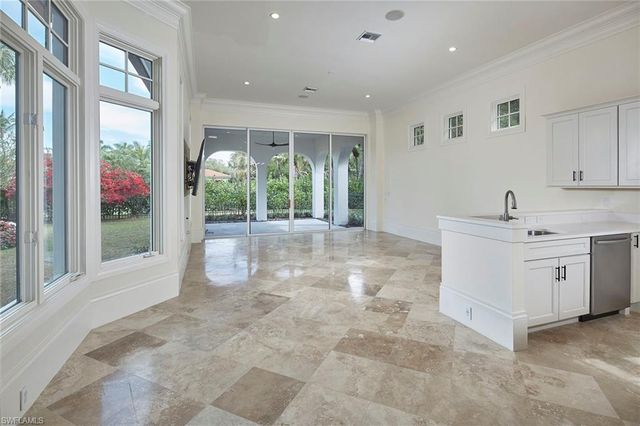 1609 Chinaberry WAY, Naples, FL 34105