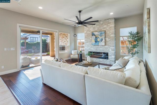 2090 2090 Rioja Way, Brentwood, CA 94513