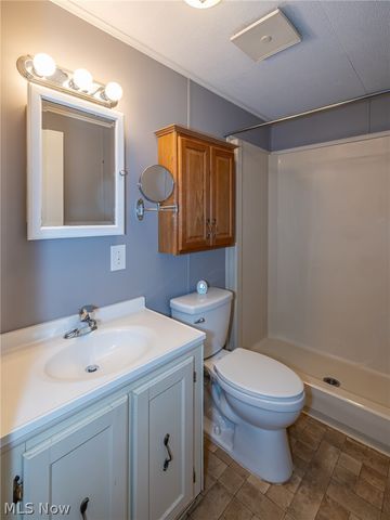 10 Corktree Drive, Olmsted Twp, OH 44138