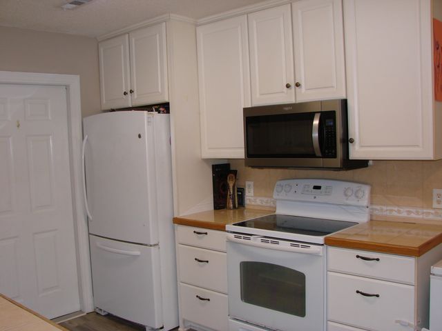 1652 Langley Dr., Longs, SC 29568