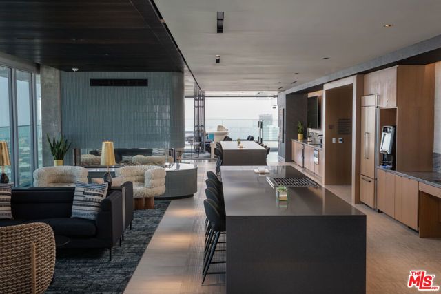 601 Eleventh PH 3301, San Diego, CA 92101