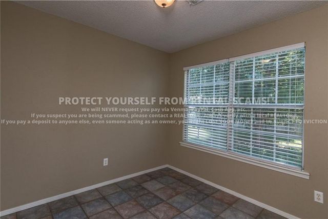 3079 W Essex Drive, Fayetteville, AR 72704