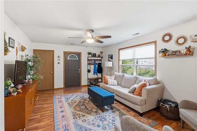 923 Ward Avenue, Lawrence, KS 66044