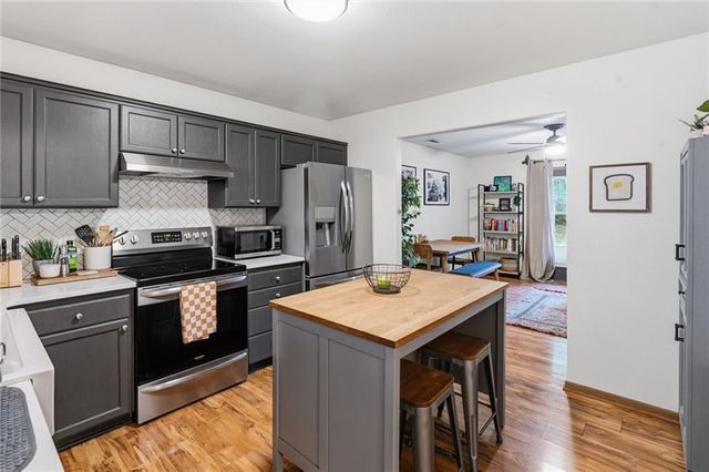 923 Ward Avenue, Lawrence, KS 66044