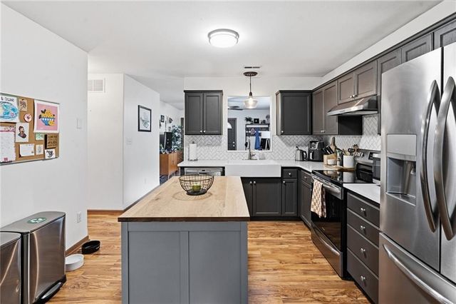 923 Ward Avenue, Lawrence, KS 66044