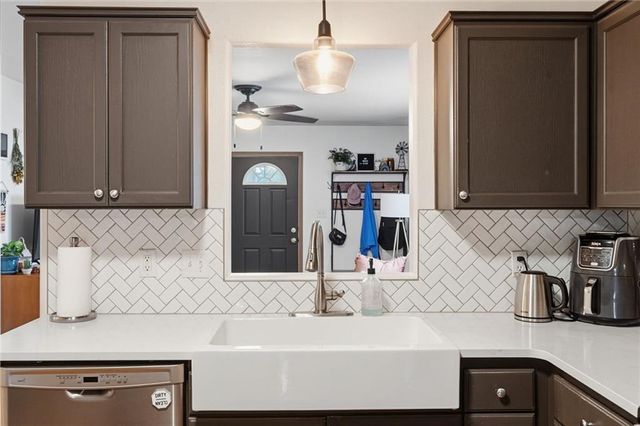 923 Ward Avenue, Lawrence, KS 66044