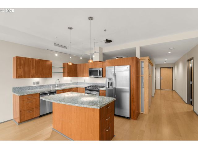 1221 Sw 10TH Ave 702, Portland, OR 97205