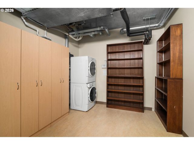 1221 Sw 10TH Ave 702, Portland, OR 97205