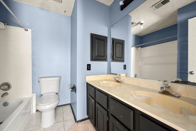 12007 Mountain Ridge, Houston, TX 77043