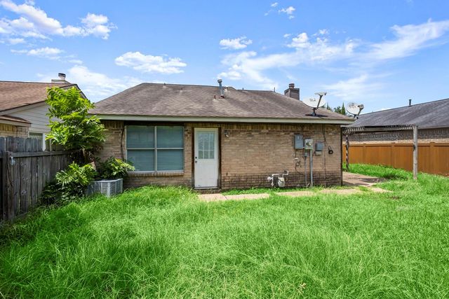 12007 Mountain Ridge, Houston, TX 77043