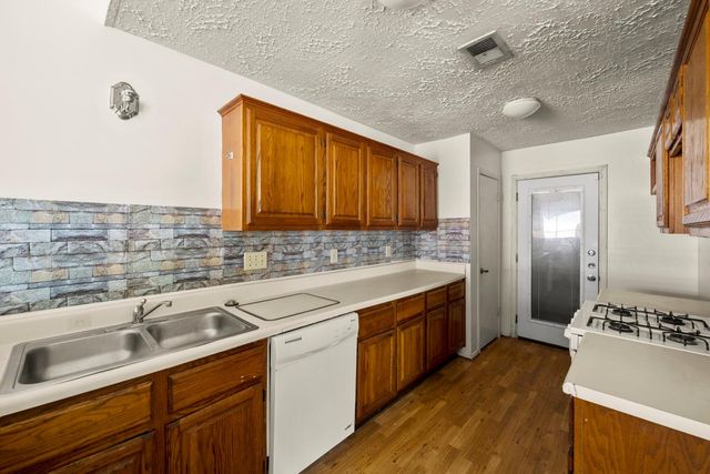 12007 Mountain Ridge, Houston, TX 77043