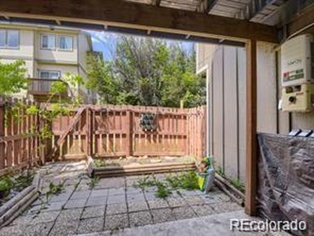 1228 S Idalia St, Aurora, CO 80017