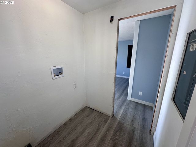 4475 DAISY St, Springfield, OR 97478