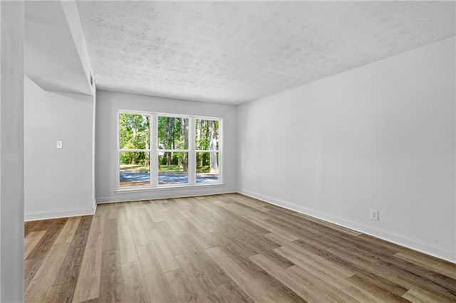 2620 Meadowlawn Drive SE, Marietta, GA 30067