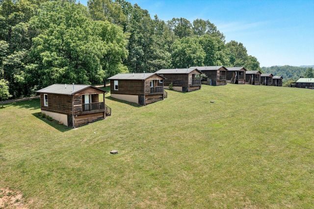 2446 DEER RUN RD, Ferrum, VA 24088