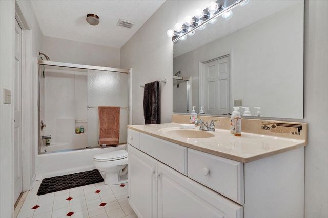 2446 DEER RUN RD, Ferrum, VA 24088