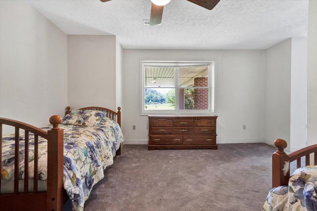 2446 DEER RUN RD, Ferrum, VA 24088