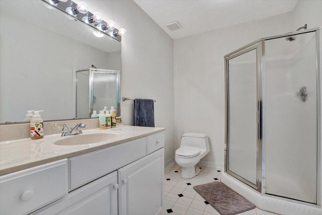 2446 DEER RUN RD, Ferrum, VA 24088