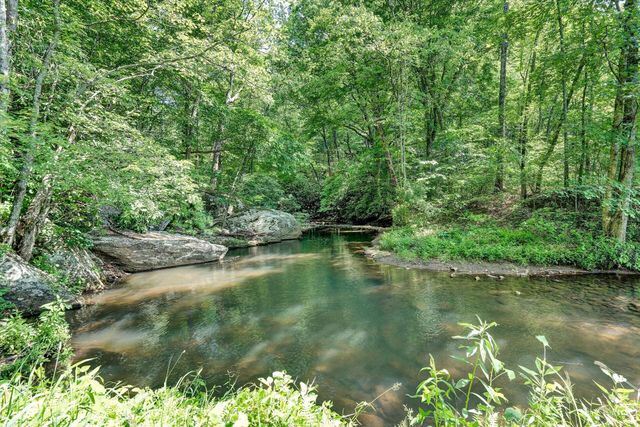 2446 DEER RUN RD, Ferrum, VA 24088