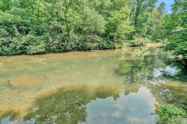 2446 DEER RUN RD, Ferrum, VA 24088