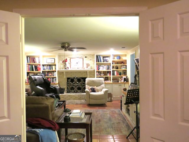 4464 Woodland Brook Drive SE, Atlanta, GA 30339