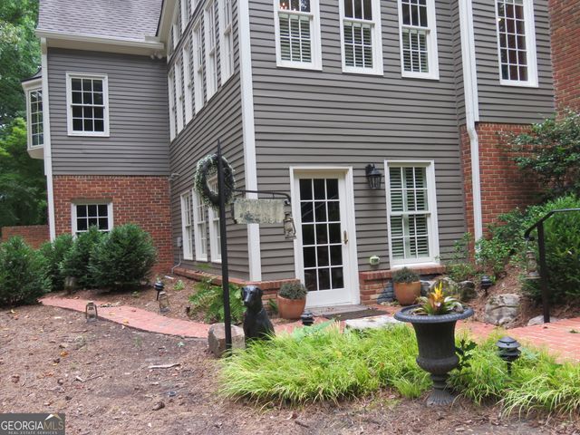 4464 Woodland Brook Drive SE, Atlanta, GA 30339