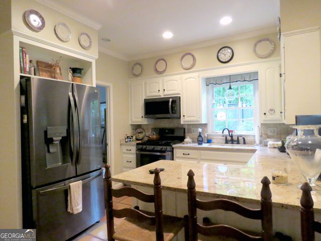 4464 Woodland Brook Drive SE, Atlanta, GA 30339