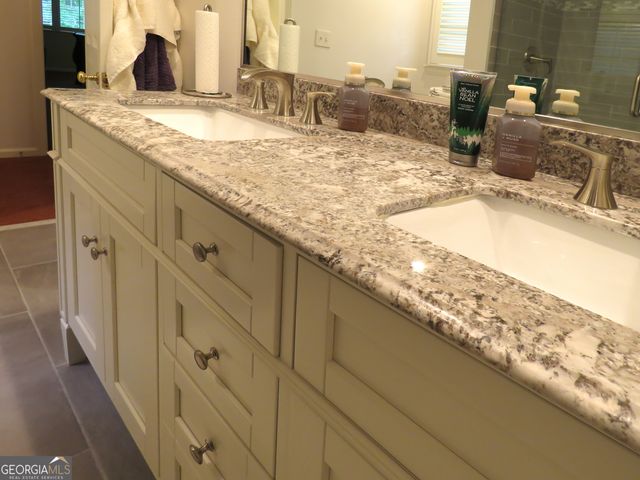 4464 Woodland Brook Drive SE, Atlanta, GA 30339