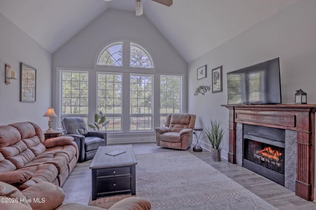136 Pilot House Drive, Wallace, NC 28466