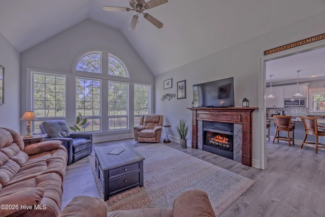 136 Pilot House Drive, Wallace, NC 28466