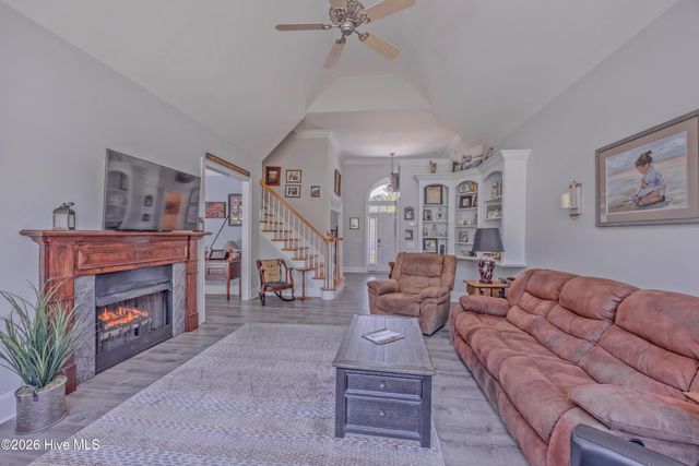 136 Pilot House Drive, Wallace, NC 28466