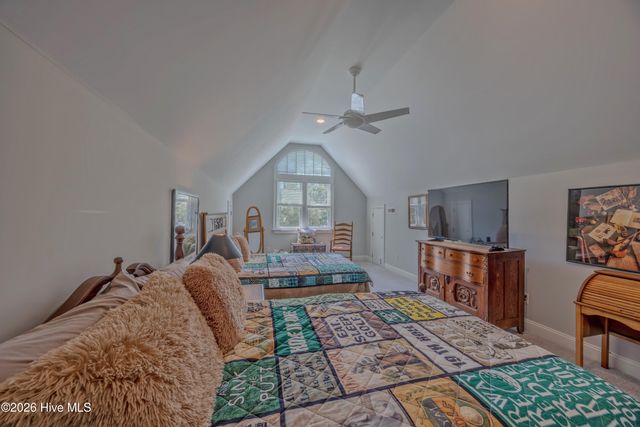 136 Pilot House Drive, Wallace, NC 28466