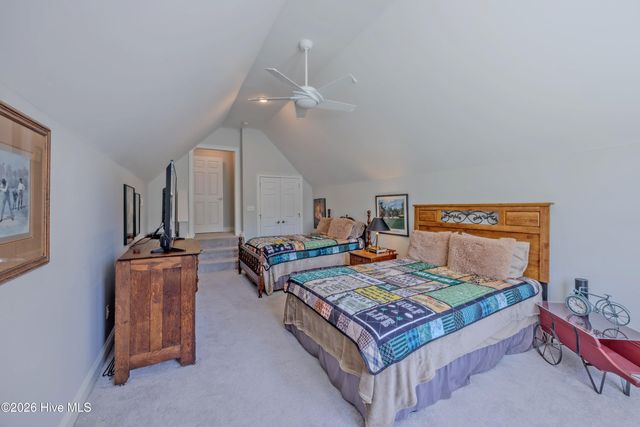 136 Pilot House Drive, Wallace, NC 28466
