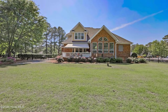 136 Pilot House Drive, Wallace, NC 28466