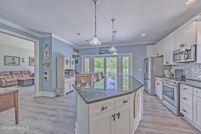 136 Pilot House Drive, Wallace, NC 28466