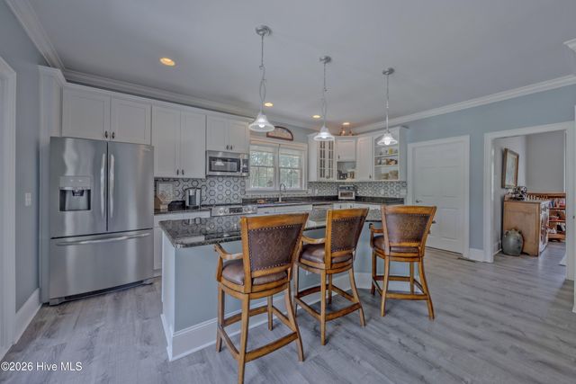 136 Pilot House Drive, Wallace, NC 28466