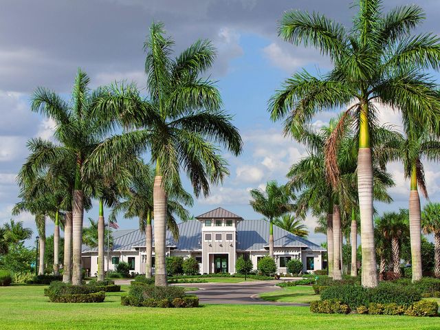 716 SIGSBEE LOOP, Sarasota, FL 34240