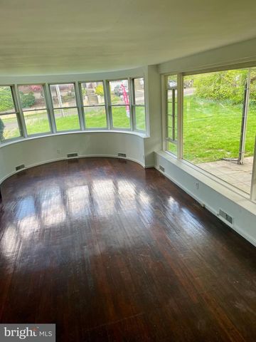 119 ROBBINS AVE, Jenkintown, PA 19046