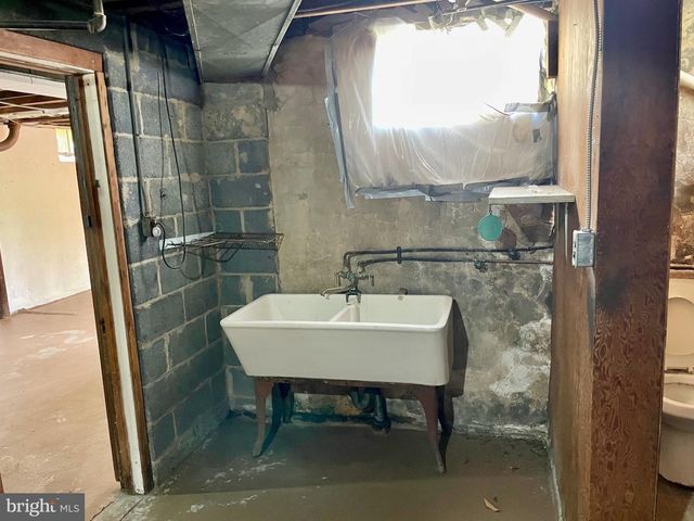 119 ROBBINS AVE, Jenkintown, PA 19046