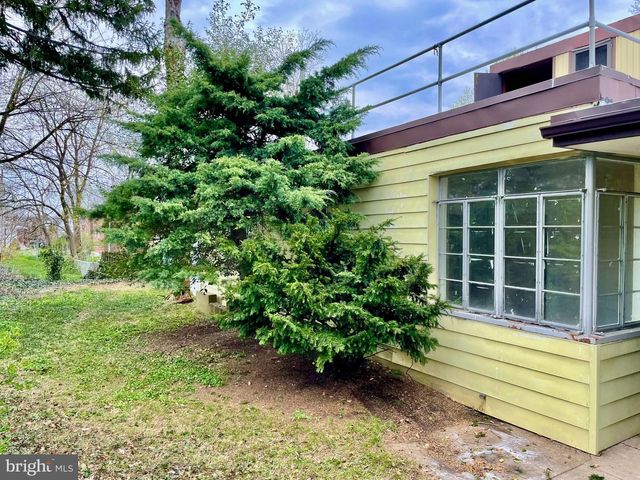 119 ROBBINS AVE, Jenkintown, PA 19046