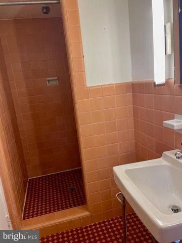 119 ROBBINS AVE, Jenkintown, PA 19046