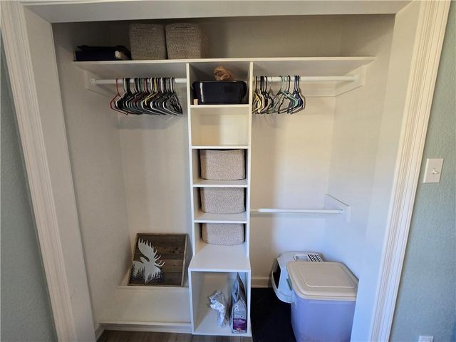 9275 Cottage Park N Drive, Mobile, AL 36695