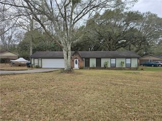 9275 Cottage Park N Drive, Mobile, AL 36695