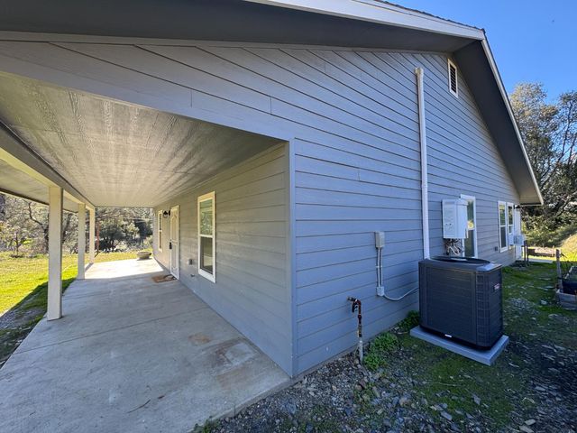 4968 Yaqui Gulch Road, Mariposa, CA 95338