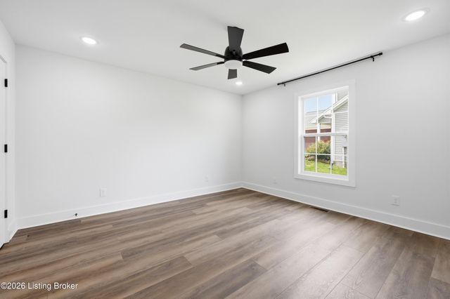 3069 Barlows Brook Rd, Shelbyville, KY 40065
