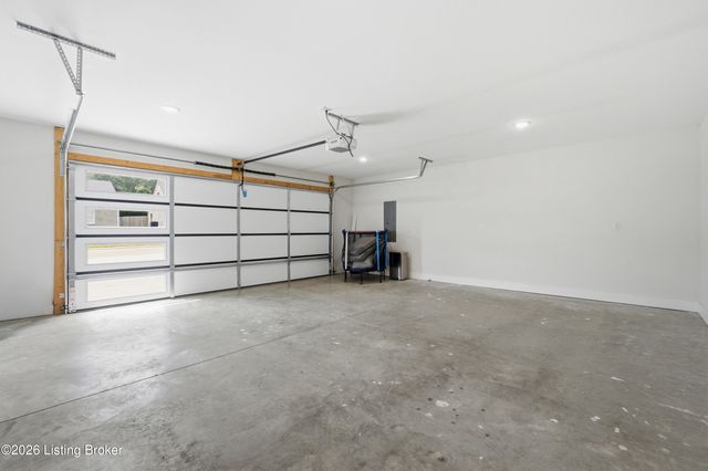 3069 Barlows Brook Rd, Shelbyville, KY 40065
