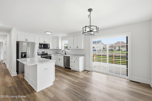 3069 Barlows Brook Rd, Shelbyville, KY 40065